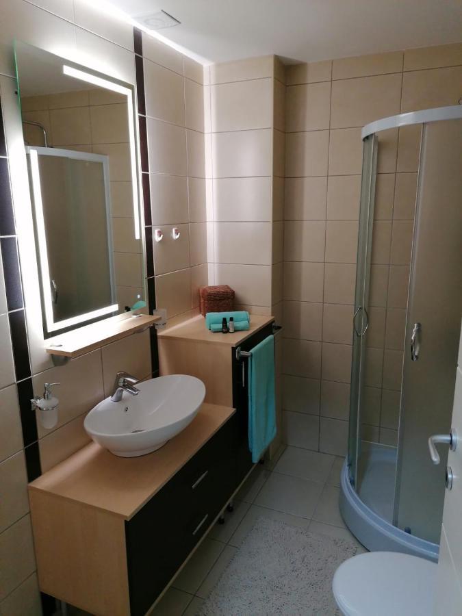 Emili Apartman Jagodina Exteriör bild