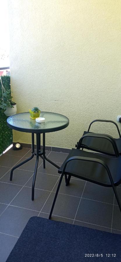 Emili Apartman Jagodina Exteriör bild