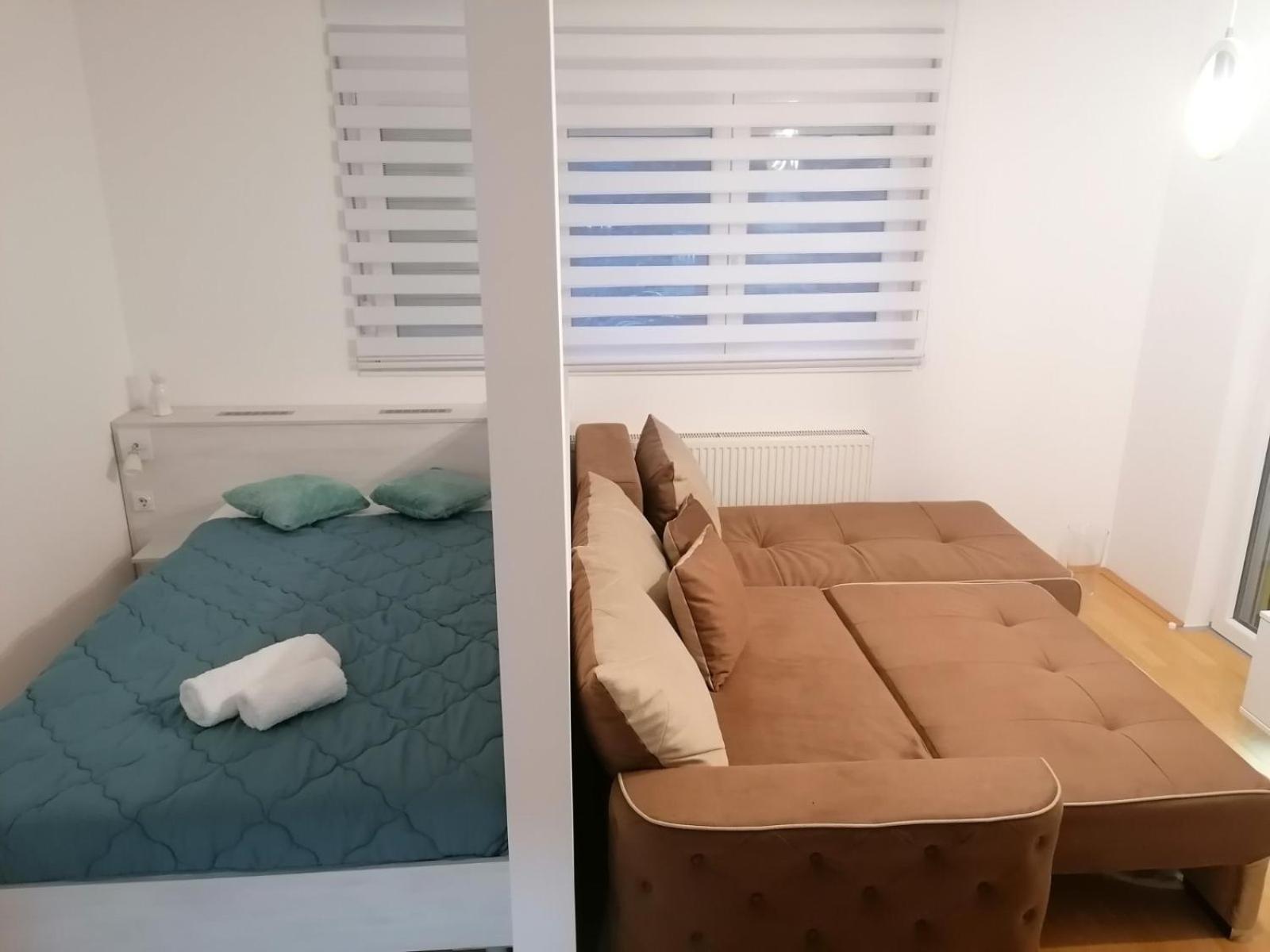 Emili Apartman Jagodina Rum bild